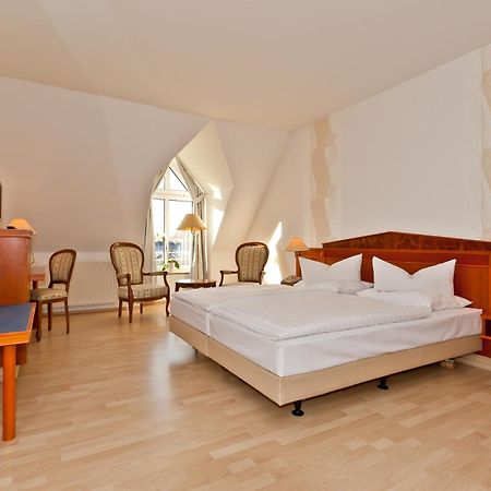 Hotel De Weimar Ludwigslust Kültér fotó