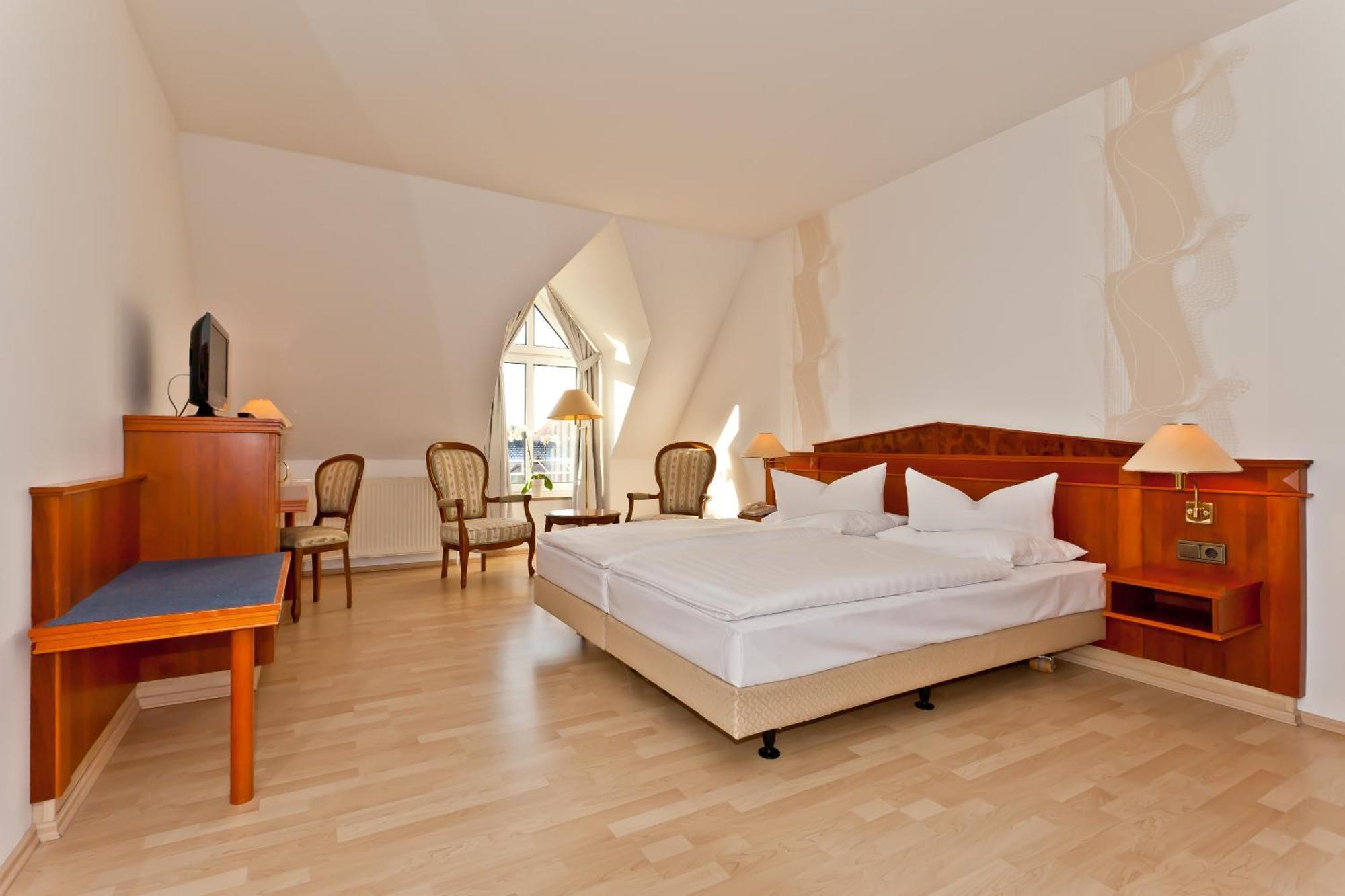 Hotel De Weimar Ludwigslust Kültér fotó